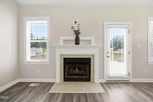 92 poston Ct, Benson, NC 27504 - Photo 6