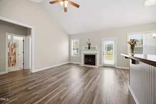 92 poston Ct, Benson, NC 27504 - Photo 8
