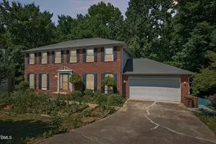 100 Lost Tree Ln, Cary, NC 27513 - Photo 10