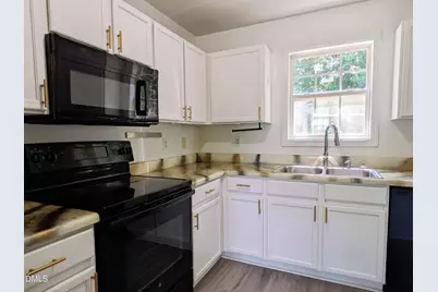 1901 Gladiolus Lane, Willow Springs, NC 27592 - Photo 4