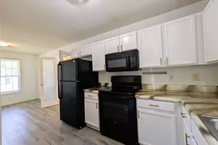 1901 Gladiolus Ln, Willow Springs, NC 27592 - Photo 6