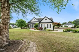 6001 Glennevis Ln, Wendell, NC 27591 - Photo 6