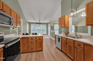 131 N Cobble Creek Dr, Henderson, NC 27537 - Photo 14