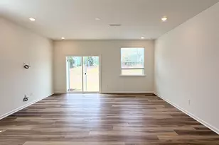 2046 Oakdale Dr, Durham, NC 27703 - Photo 10