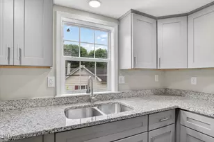 904 Elm St, Henderson, NC 27536 - Photo 8