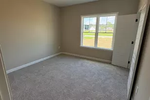 3704 Huntcliff Dr, La Grange, NC 28551 - Photo 8