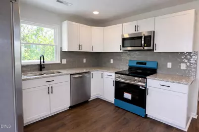 133 Hill Street, Roxboro, NC 27573 - Photo 6