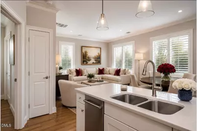 607 Smedes Place #B, Raleigh, NC 27605 - Photo 8