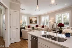 607 Smedes Pl, Raleigh, NC 27605 - Photo 8