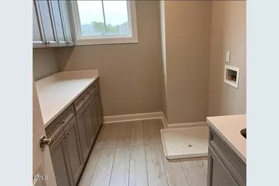 101 Sage Thrush Bend, Holly Springs, NC 27540 - Photo 8