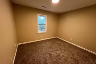 923 Hampshire Ct, Cary, NC 27511 - Photo 18