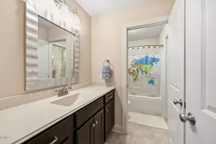 4821 Sweet Chestnut Ln, Raleigh, NC 27610 - Photo 38