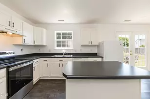 4112 Taylor Oaks Dr, Raleigh, NC 27616 - Photo 6