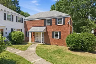 1027 St Marys St, Raleigh, NC 27605 - Photo 1