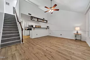19 Crystal Oaks Ct, Durham, NC 27707 - Photo 2