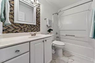 19 Crystal Oaks Ct, Durham, NC 27707 - Photo 10