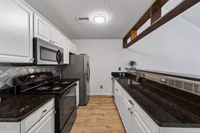 19 Crystal Oaks Court, Durham, NC 27707 - Photo 8