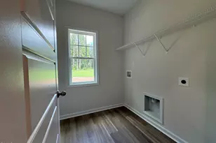 404 Lyon Ests Dr, La Grange, NC 28551 - Photo 10