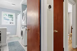 101 Hanna St, Carrboro, NC 27510 - Photo 32