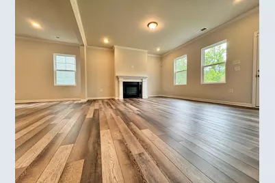 5712 Woodlawn Drive, Durham, NC 27703 - Photo 14