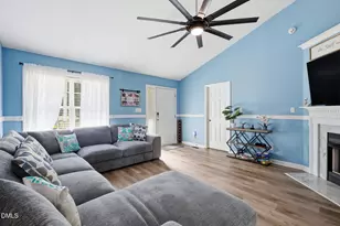 1047 Smith, Smithfield, NC 27577 - Photo 6
