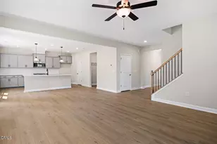 315 Queens Ferry Ln, Aberdeen, NC 28315 - Photo 8
