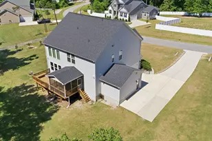 107 S Clearbrook Ct, Angier, NC 27501 - Photo 44