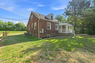 1410 Sharpe Road, Burlington, NC 27217 - Photo 10