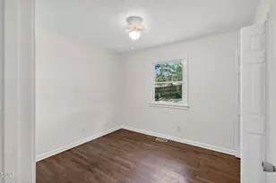 904 Seabrook Rd, Raleigh, NC 27610 - Photo 12