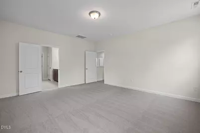 323 Queensferrry Lane, Aberdeen, NC 28315 - Photo 12