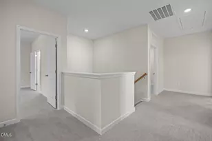 323 Queensferrry Ln, Aberdeen, NC 28315 - Photo 10