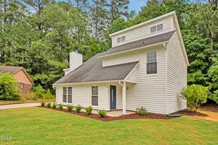 11 Austin Ct, Durham, NC 27707 - Photo 2