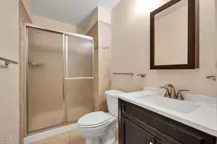 11 Austin Ct, Durham, NC 27707 - Photo 20