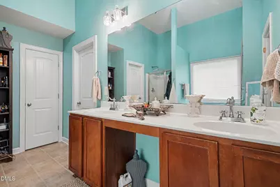 219 E Quailwood Drive, Fuquay Varina, NC 27526 - Photo 26