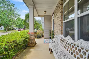 219 E Quailwood Dr, Fuquay Varina, NC 27526 - Photo 10