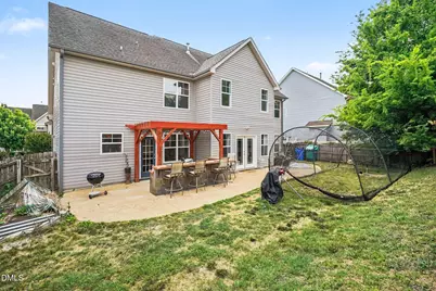 219 E Quailwood Drive, Fuquay Varina, NC 27526 - Photo 6