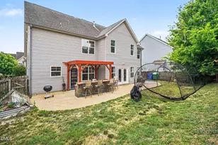 219 E Quailwood Dr, Fuquay Varina, NC 27526 - Photo 6