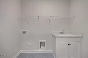 347 Queens Ferry Ln, Aberdeen, NC 28315 - Photo 12