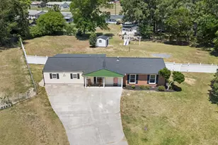 2612 Sapona Cir, Sanford, NC 27332 - Photo 4