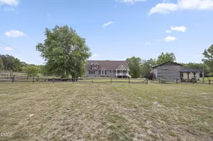 209 N Pointe Dr, Louisburg, NC 27549 - Photo 10