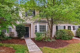 302 Standish Dr, Chapel Hill, NC 27517 - Photo 2