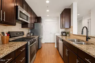 140 W Franklin St, Chapel Hill, NC 27516 - Photo 12