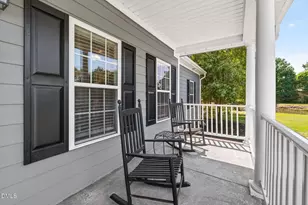 137 Bayberry Ln, Smithfield, NC 27577 - Photo 4