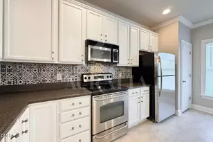 7754 ACC Blvd, Raleigh, NC 27617 - Photo 14