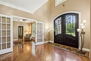 6909 Darcy Ln, Raleigh, NC 27606 - Photo 8