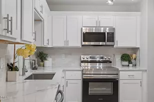 609 Juno Ct, Raleigh, NC 27610 - Photo 2