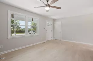601 West St, Selma, NC 27576 - Photo 12