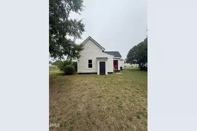 407 N King Avenue, Dunn, NC 28334 - Photo 16
