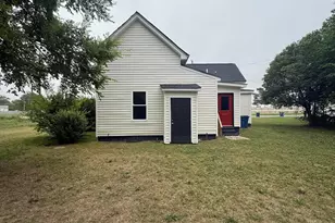 407 N King Ave, Dunn, NC 28334 - Photo 16