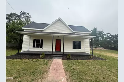 407 N King Avenue, Dunn, NC 28334 - Photo 1
